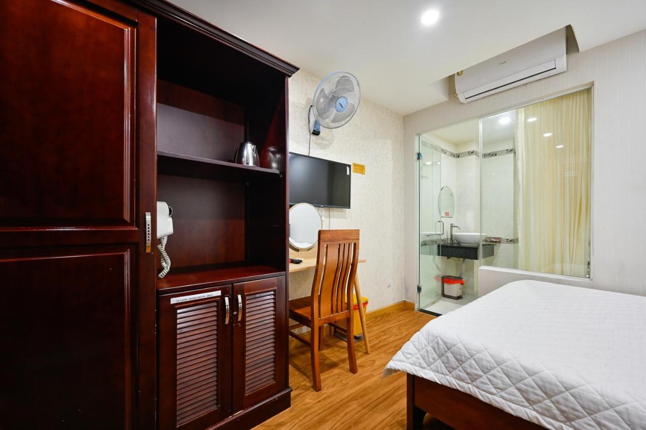 Gia Hoa Airport Hotel Хошимин Екстериор снимка