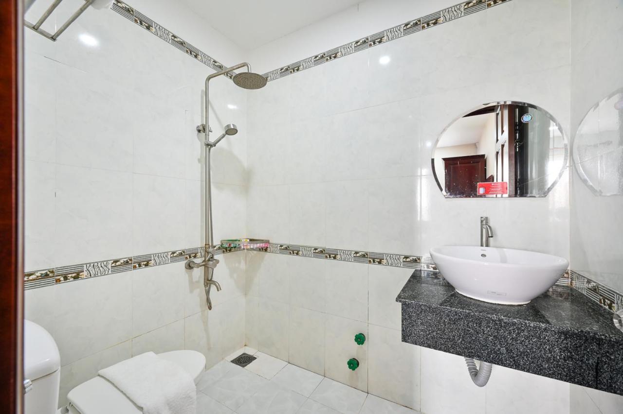 Gia Hoa Airport Hotel Хошимин Екстериор снимка