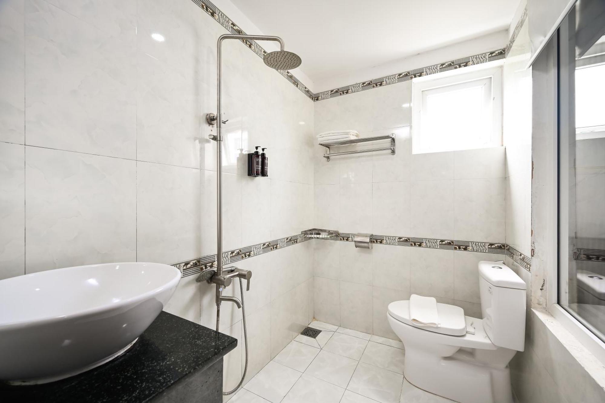 Gia Hoa Airport Hotel Хошимин Екстериор снимка