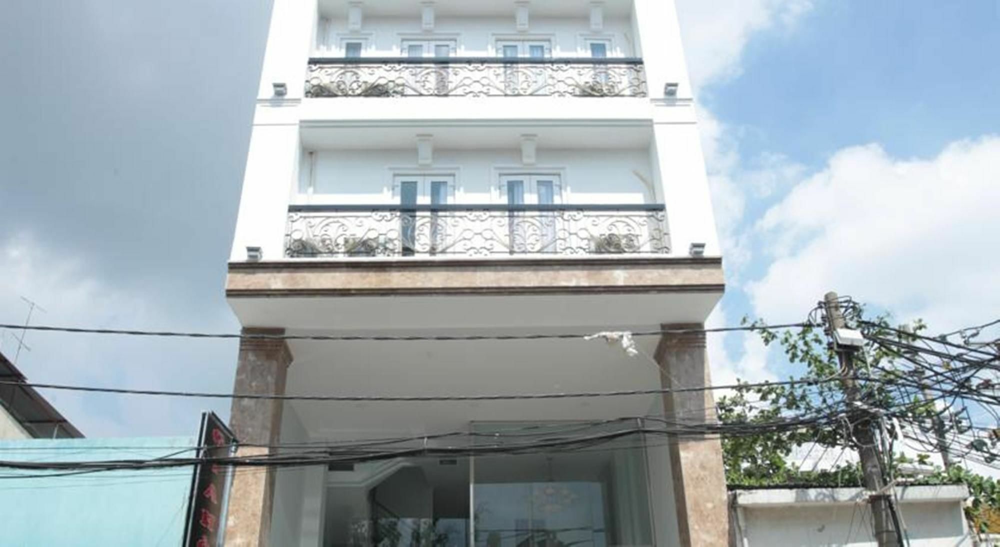 Gia Hoa Airport Hotel Хошимин Екстериор снимка